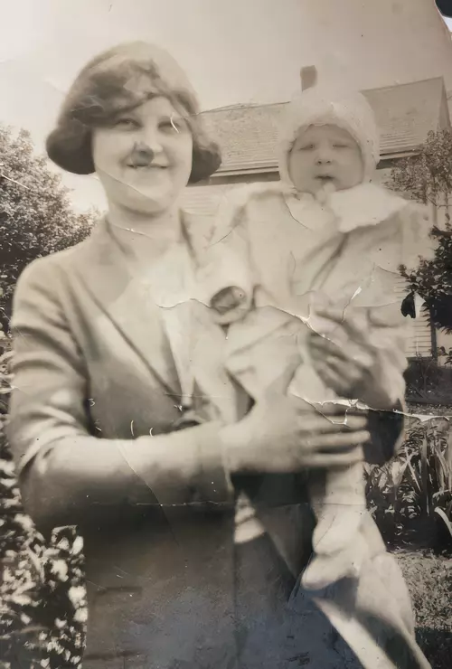 Kinga with child