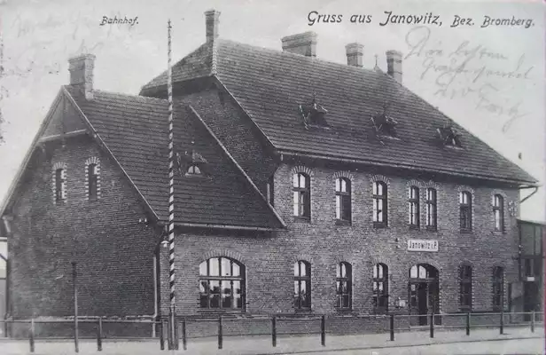 Train station in Janowiec Wielkopolski