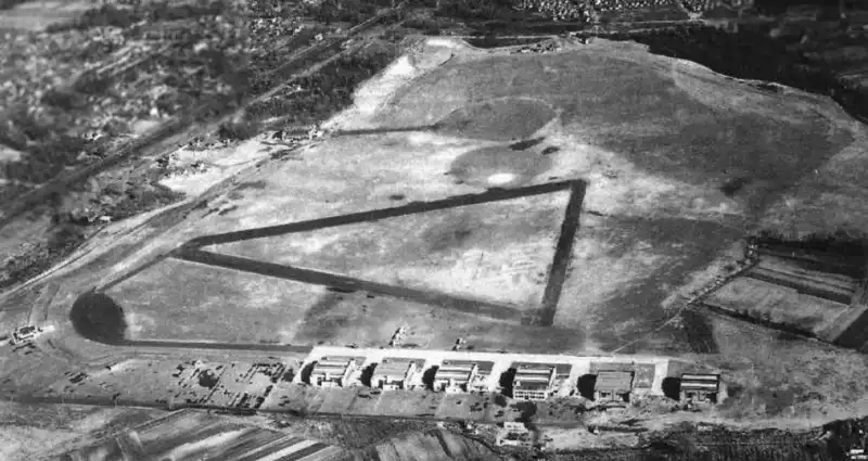 Rogers-Curtis Airport in 1940