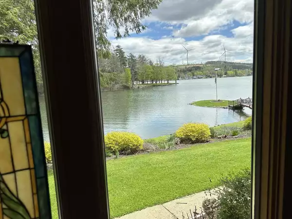 Loon Lake House