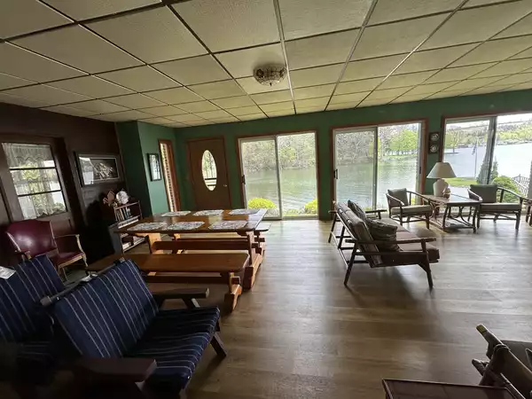 Loon Lake House