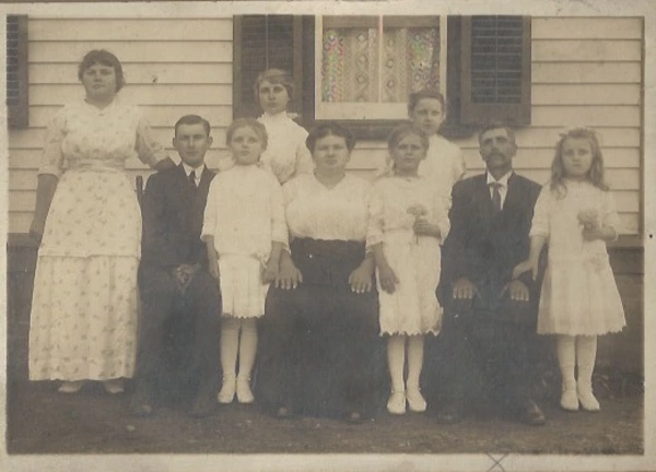 1912 Family portrait