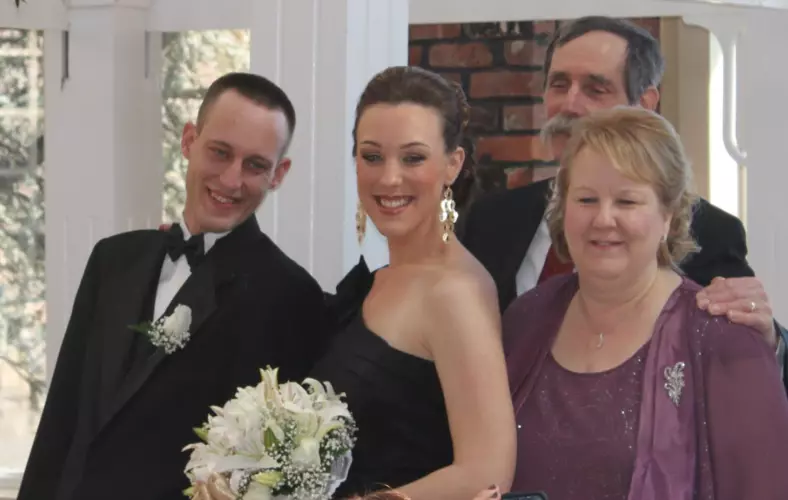 Diana Sawicki Williams family at wedding, 2011